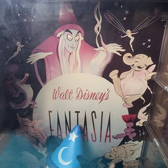 FUNKO POP! MOVIE POSTERS SORCERER'S APPRENTICE MICKEY WITH BROOM - Picture 6 of 6